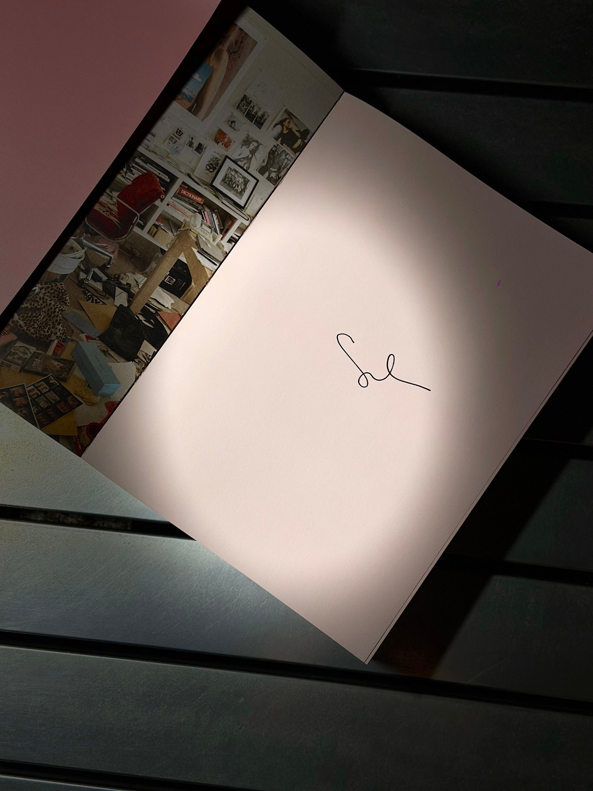 Sofia Coppola Archive ხელმოწერილი